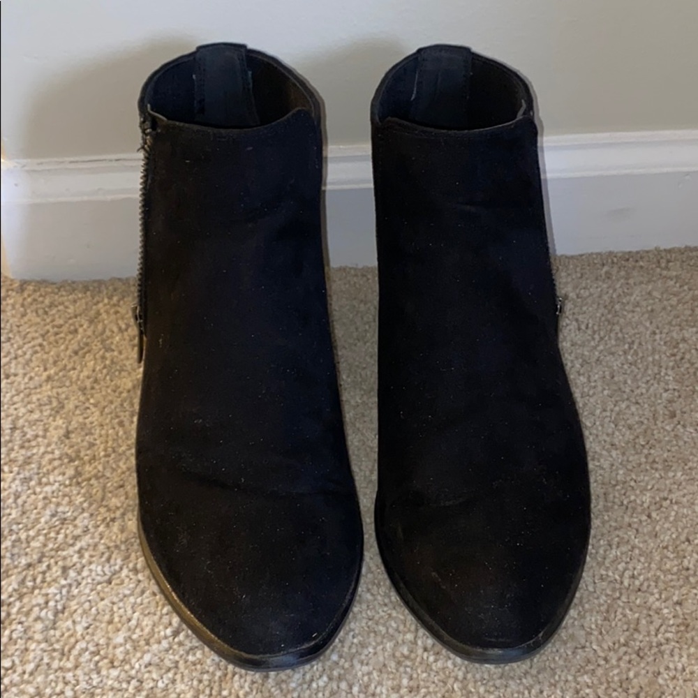Esprit Zip Up Booties (Style: Tracy)